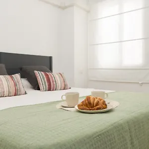 Precioso Con Separada En Centro Historico De Apartamento